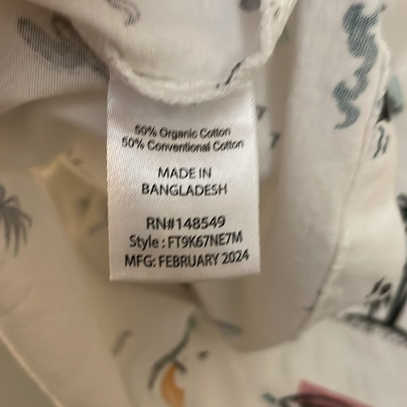 3 for $25! Free planet cotton print tee, size small - Picture 5 of 5